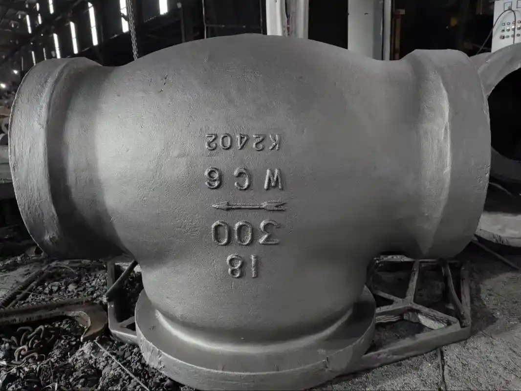 He aha nāʻano o nā hale kūʻai e kūpono ai no ka hanaʻana o ka hana o ka phenolic resin i ka sand o Sand?